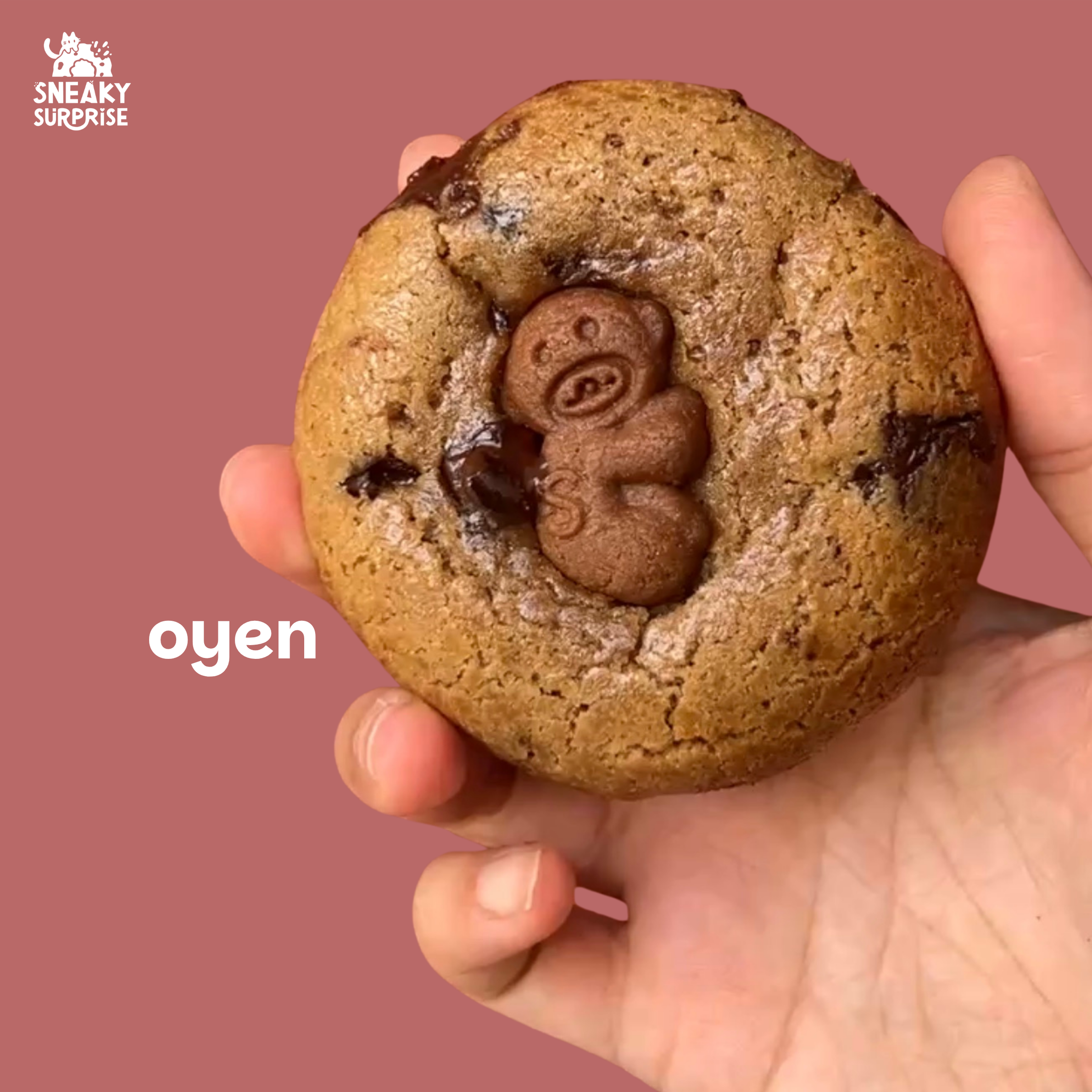 OYEN classic chocolate-chip soft-baked cookie